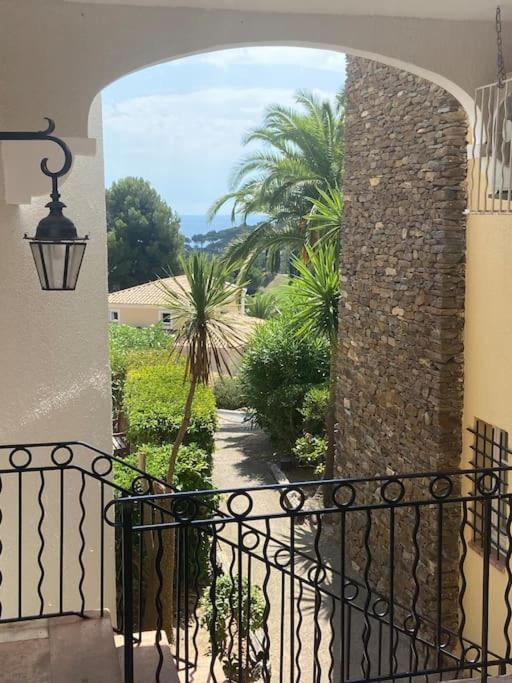Dans Un Cadre D'Exception, Vue Mer Panoramique A Agay Cote D'Azur, Village Vacances Cap Esterel, T2 Avec Jardin, Golf, Climatisation, Wifi, 5 Piscines Сен-Рафаель Екстер'єр фото