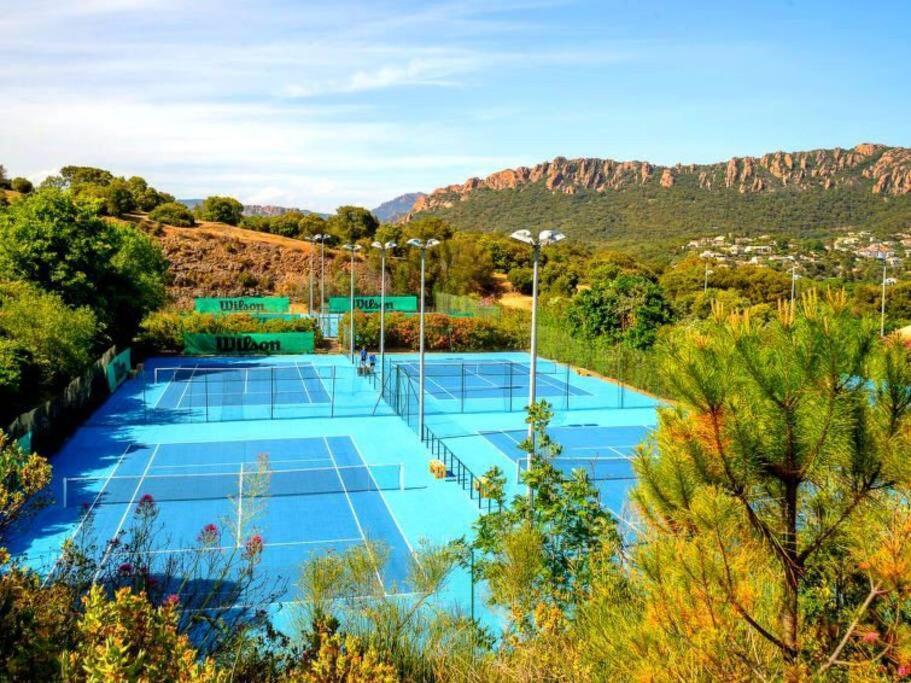 Dans Un Cadre D'Exception, Vue Mer Panoramique A Agay Cote D'Azur, Village Vacances Cap Esterel, T2 Avec Jardin, Golf, Climatisation, Wifi, 5 Piscines Сен-Рафаель Екстер'єр фото