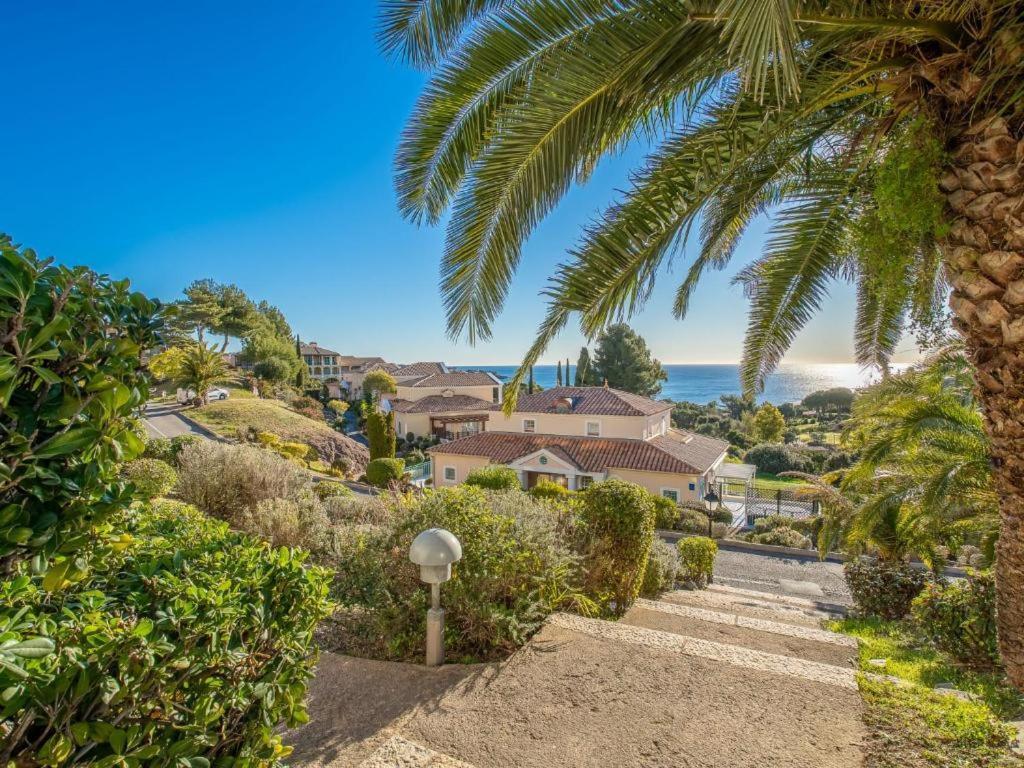 Dans Un Cadre D'Exception, Vue Mer Panoramique A Agay Cote D'Azur, Village Vacances Cap Esterel, T2 Avec Jardin, Golf, Climatisation, Wifi, 5 Piscines Сен-Рафаель Екстер'єр фото